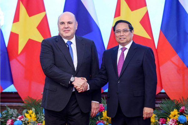 Thủ tướng Liên bang Nga và Thủ tướng Việt Nam trong một cuộc gặp song phương